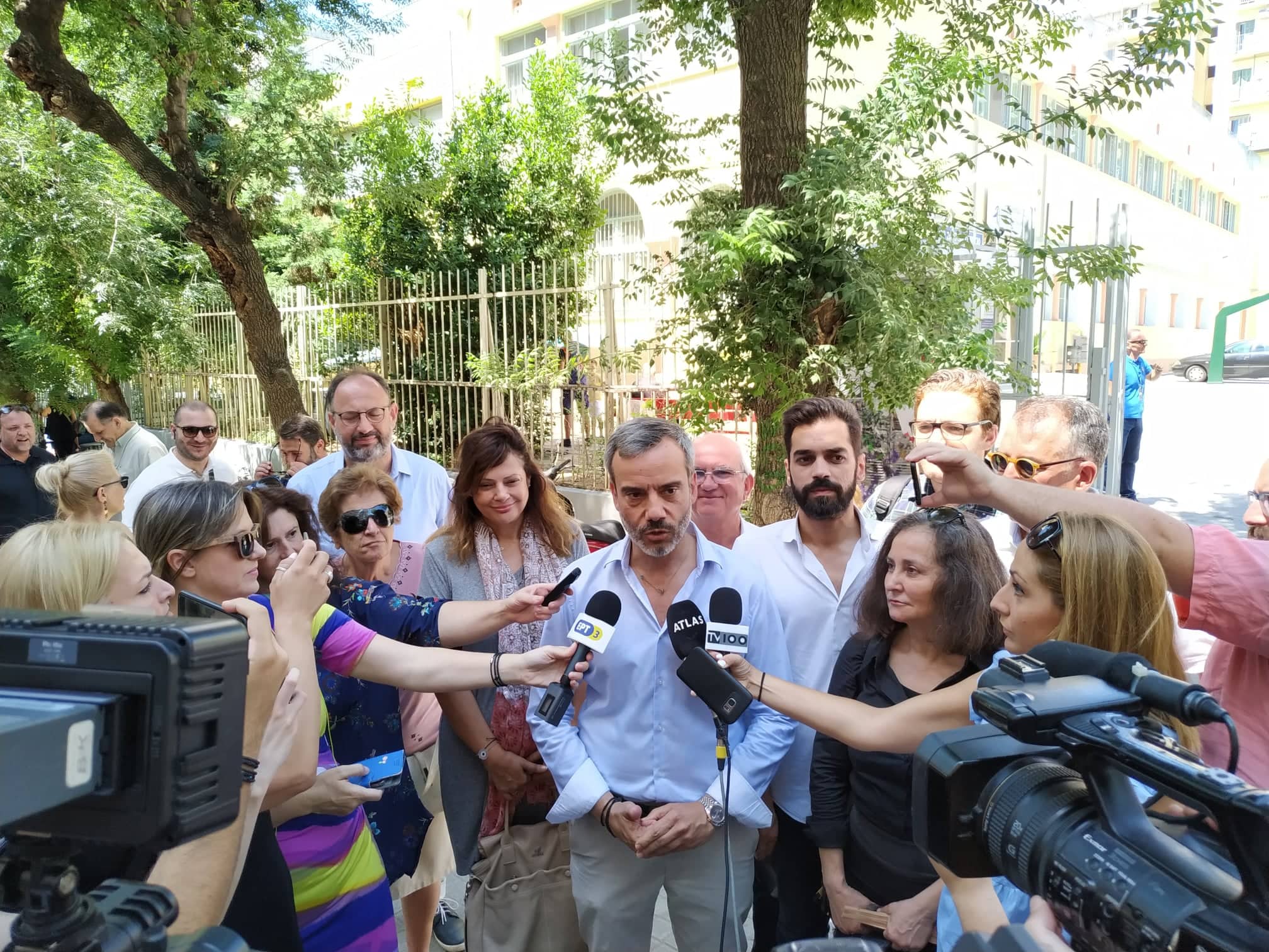 Read more about the article Δηλώσεις Κ. Ζέρβα στο εκλογικό κέντρο