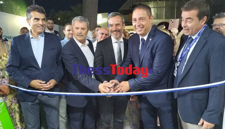 Read more about the article Εγκαινίασε το περίπτερο του Δήμου Θεσσαλονίκης στη ΔΕΘ ο Κ. Ζέρβας