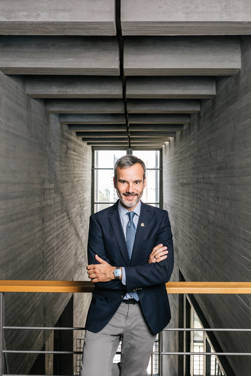 Read more about the article Συνέντευξη στο περιοδικό GLOW