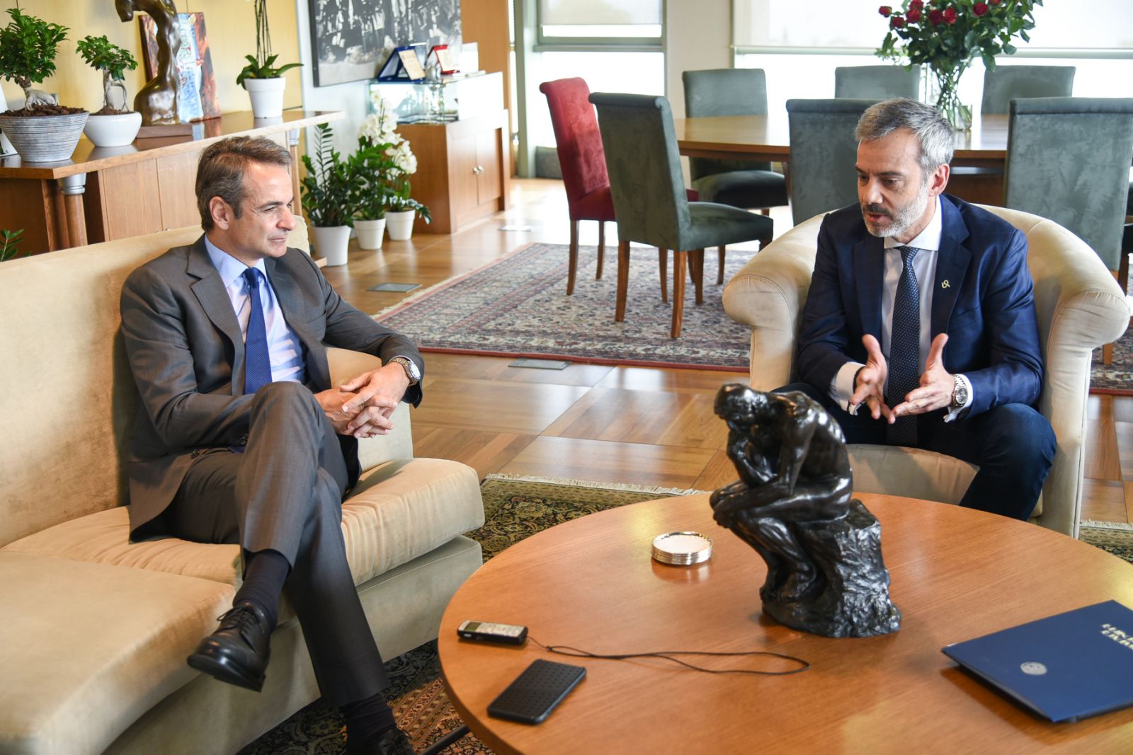 Read more about the article Επίσκεψη του Πρωθυπουργού της Ελλάδας Κ. Μητσοτάκη και συνάντηση με τον Δήμαρχο Θεσσαλονίκης Κ. Ζέρβα στο Δημαρχείο