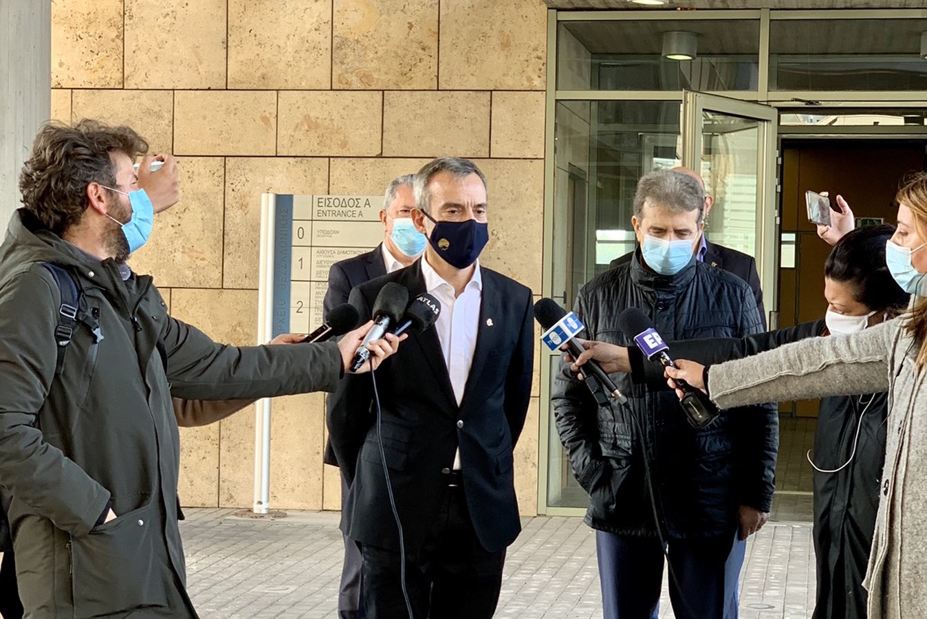 Read more about the article Συνάντηση του Δημάρχου Θεσσαλονίκης Κωνσταντίνου Ζέρβα με τον Υπουργό Προστασίας του Πολίτη Μιχάλη Χρυσοχοΐδη