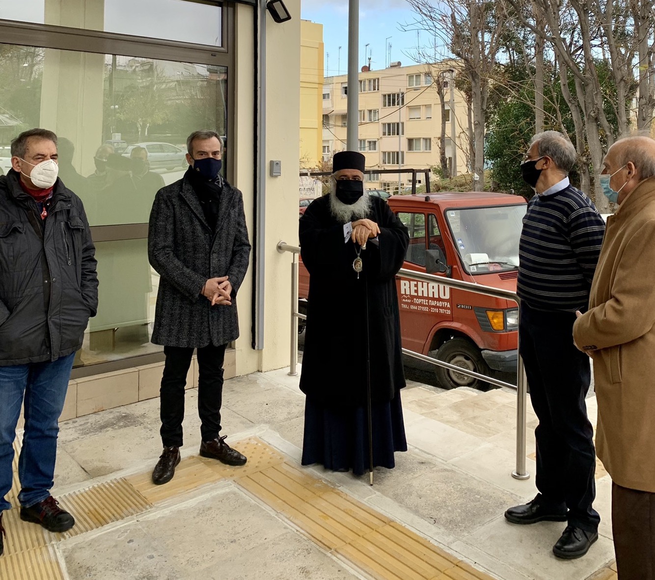 Read more about the article Επίσκεψη Ζέρβα στο νέο ΚΕΠ της Β΄ Δημοτικής Κοινότητας