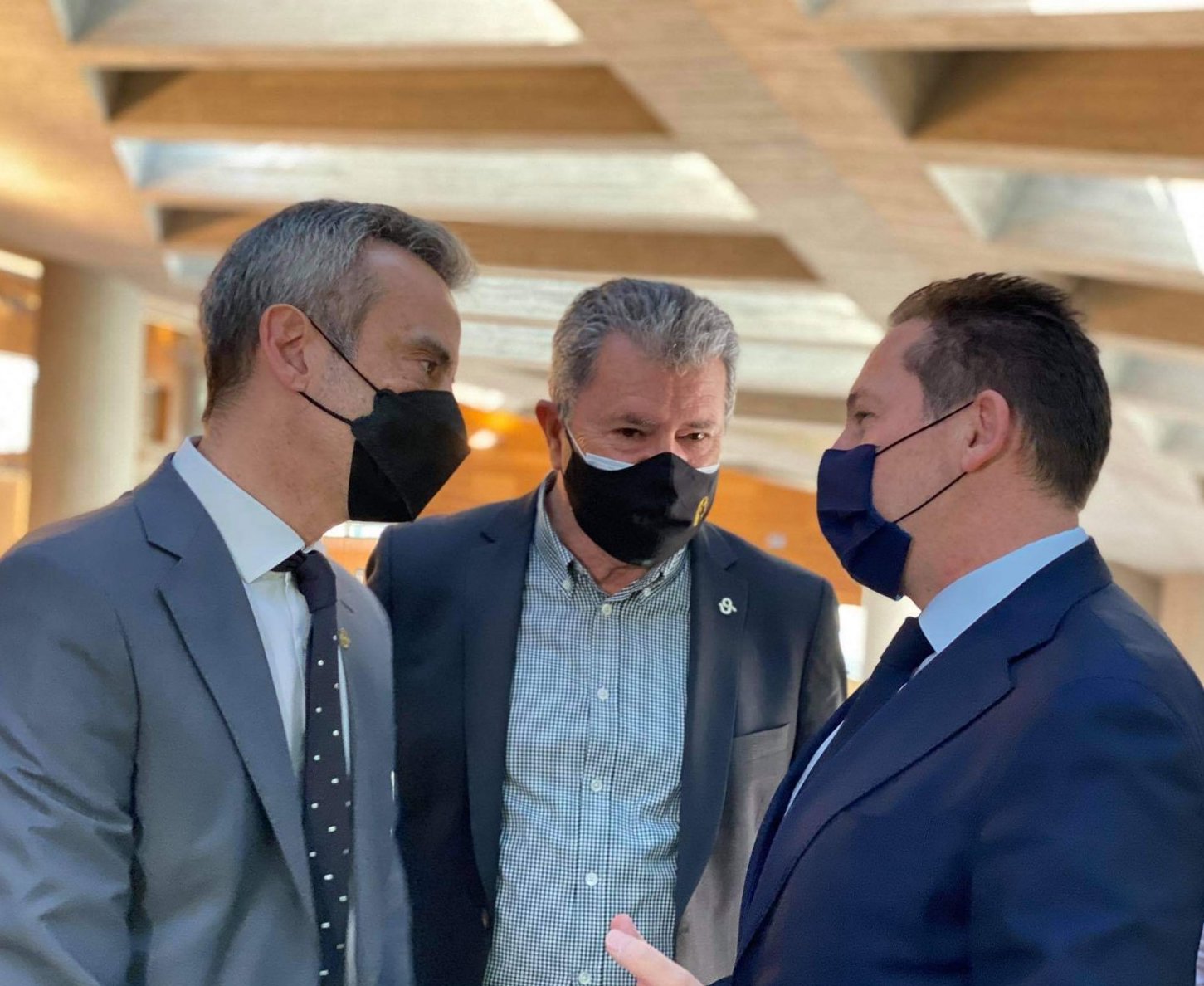 Read more about the article Συνάντηση του Δημάρχου Θεσσαλονίκης με τον Αναπληρωτή Υπουργό Εσωτερικών Έκκληση Ζέρβα για άνοιγμα της αγοράς της Θεσσαλονίκης με click inside