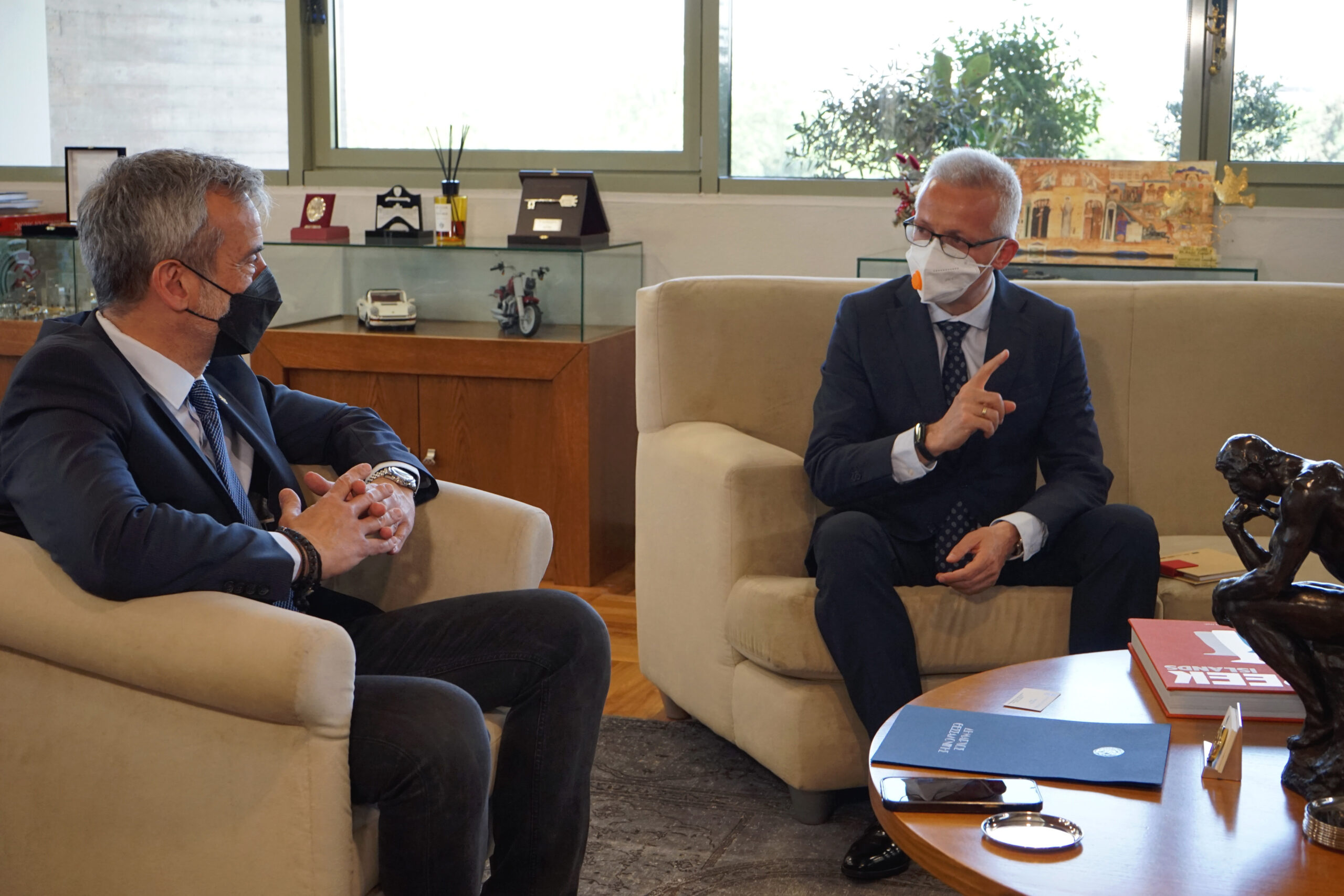 Read more about the article Συνάντηση του Δημάρχου Θεσσαλονίκης Κωνσταντίνου Ζέρβα με τον Δήμαρχο Κορυτσάς Sotiraq Filo