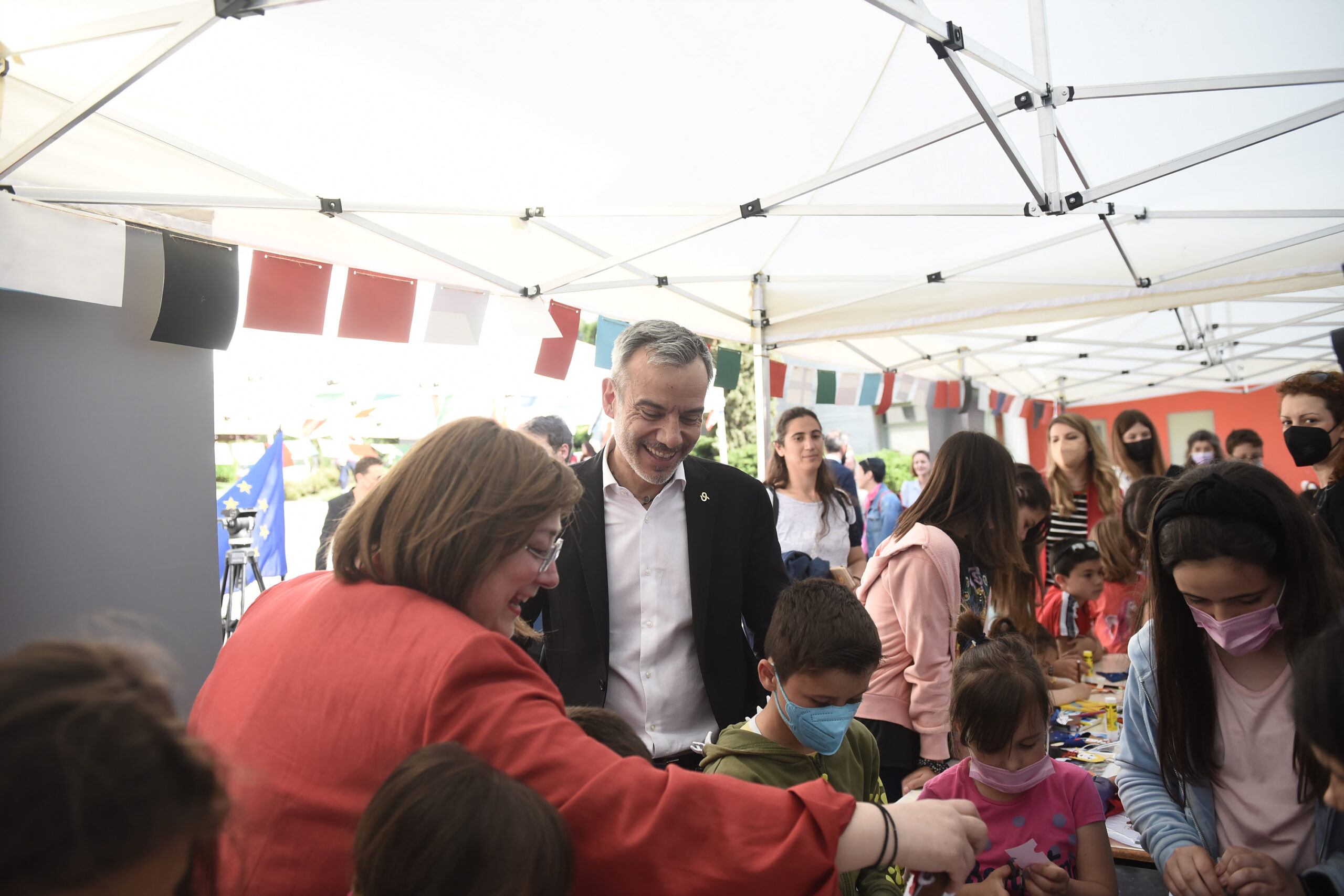 Read more about the article Γιορτή για την Ημέρα της Ευρώπης στο Δημαρχείο Θεσσαλονίκης – Κ. Ζέρβας: «Οι λαοί της Ευρώπης να πορευτούν στην ειρήνη, στην αλληλεγγύη και στην ανάπτυξη»