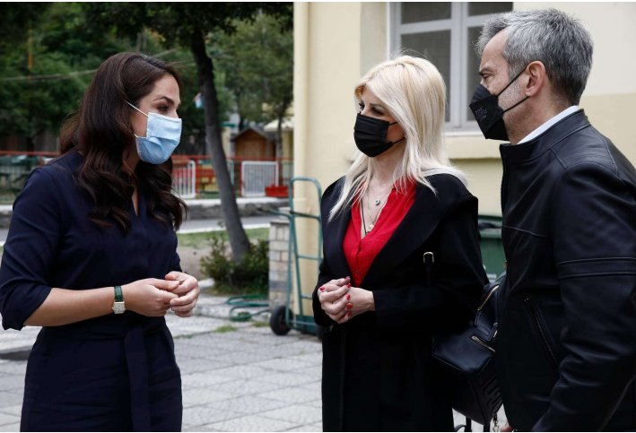 Read more about the article Επίσκεψη Μιχαηλίδου – Ζέρβα στο δημοτικό βρεφοκομείο «Άγιος Στυλιανός»