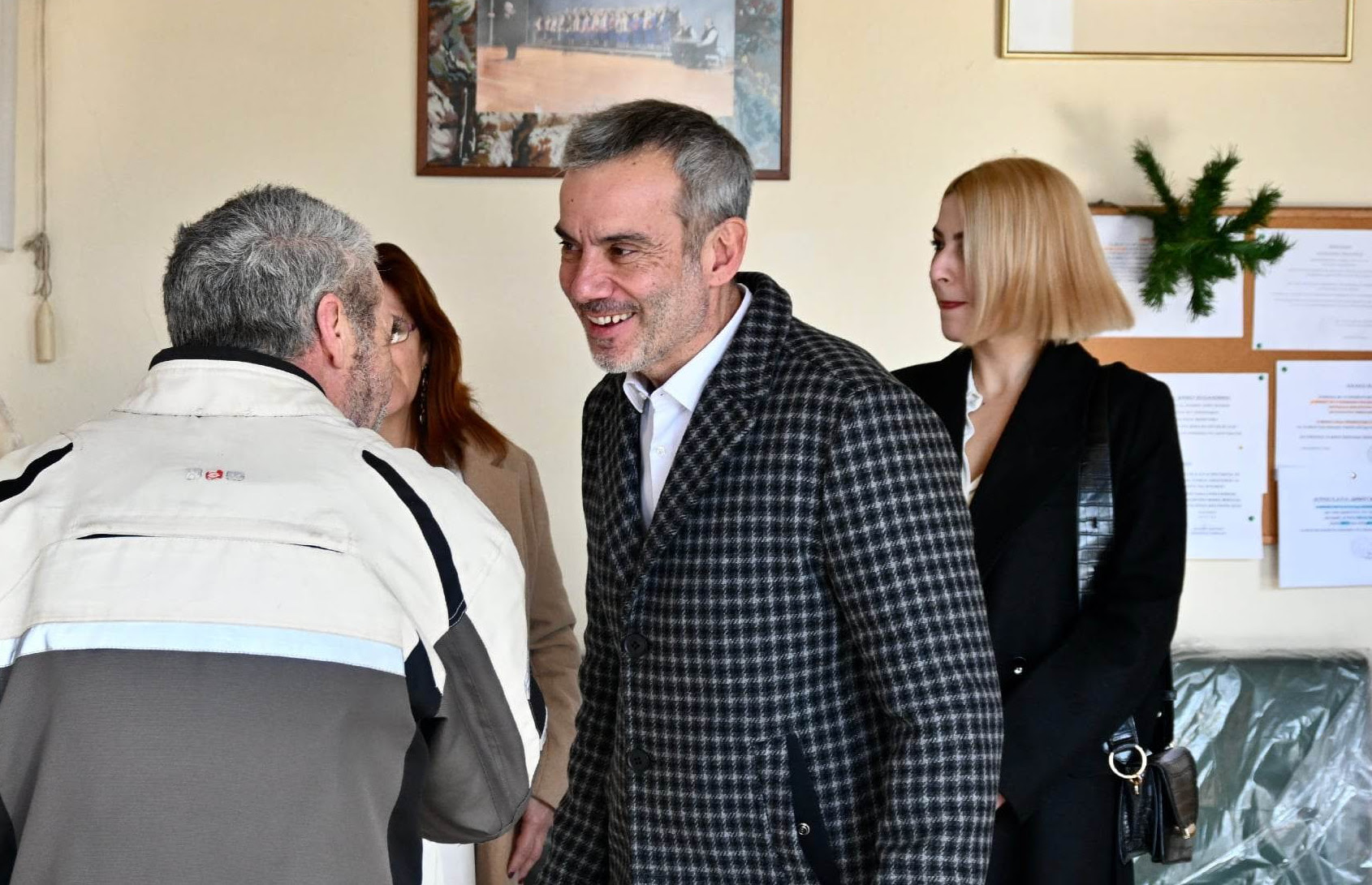 Read more about the article Πάνω από 1.500 γεύματα αγάπης τις ημέρες των γιορτών – Κ. Ζέρβας: «Κανείς δεν πρέπει να νιώθει μόνος του»