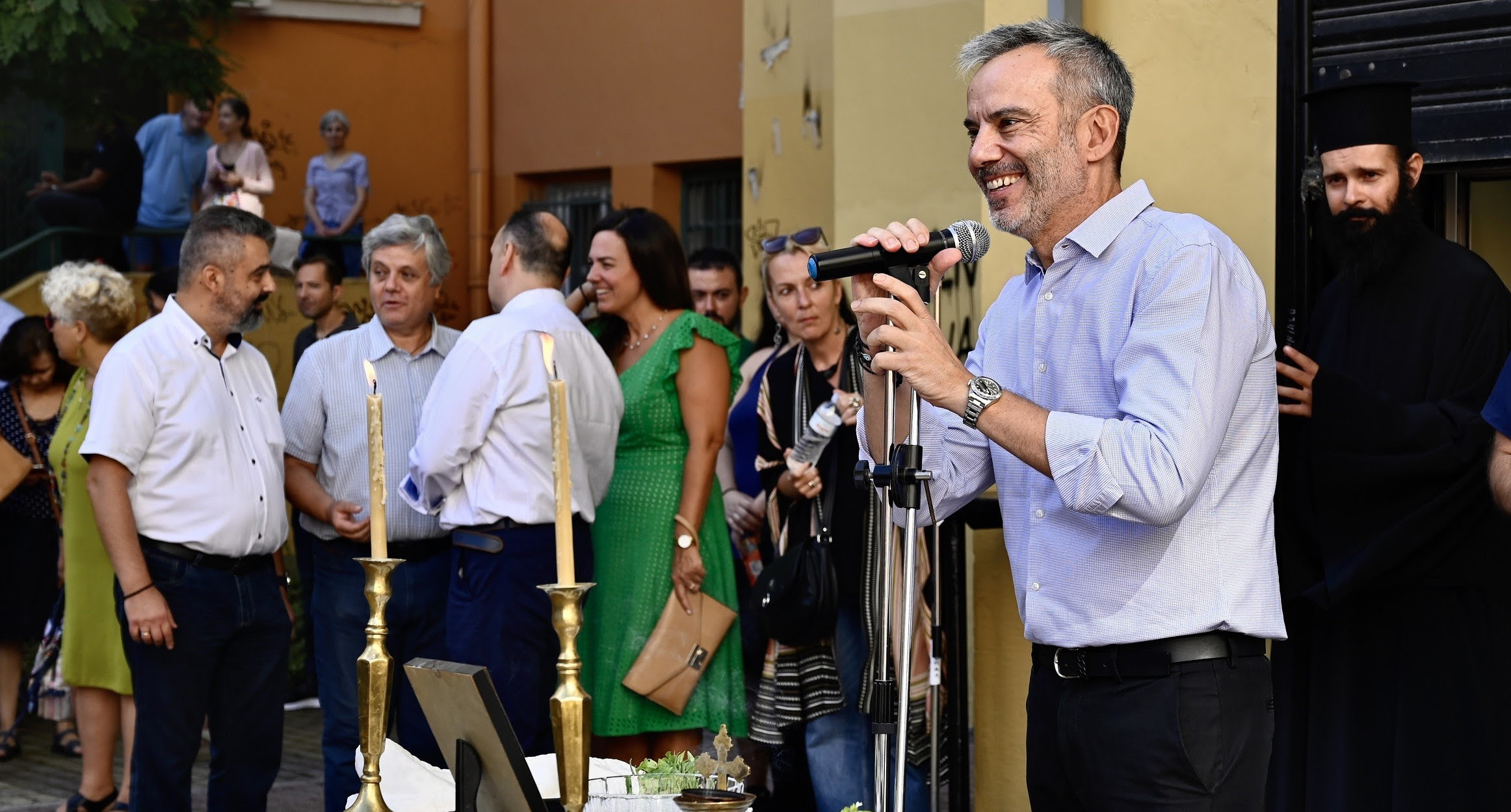 Read more about the article Ο Δήμαρχος Θεσσαλονίκης Κωνσταντίνος Ζέρβας παρών για το πρώτο κουδούνι στο 92ο Δημοτικό Σχολείο και στο 8ο ΕΠΑΛ: «Το μέλλον είναι δικό σας – Εμείς θα είμαστε πάντοτε δίπλα σας»